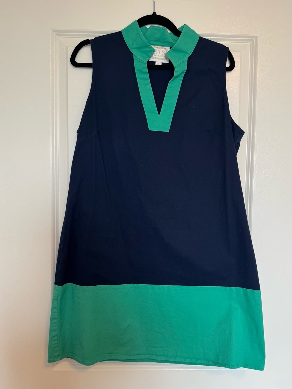 Sail to Sable Sleeveless Navy and Green Shift Dress
